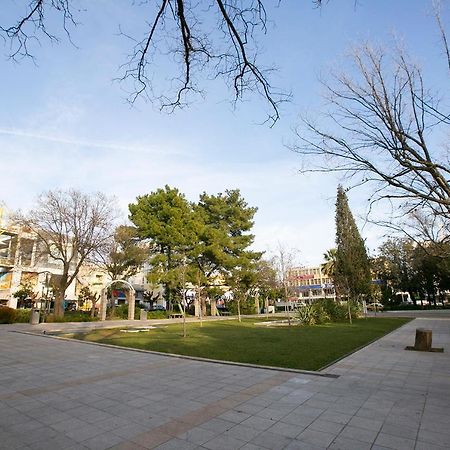 Classic 2 Bedroom Apartment Next To Metro - Marousi 아테네 외부 사진