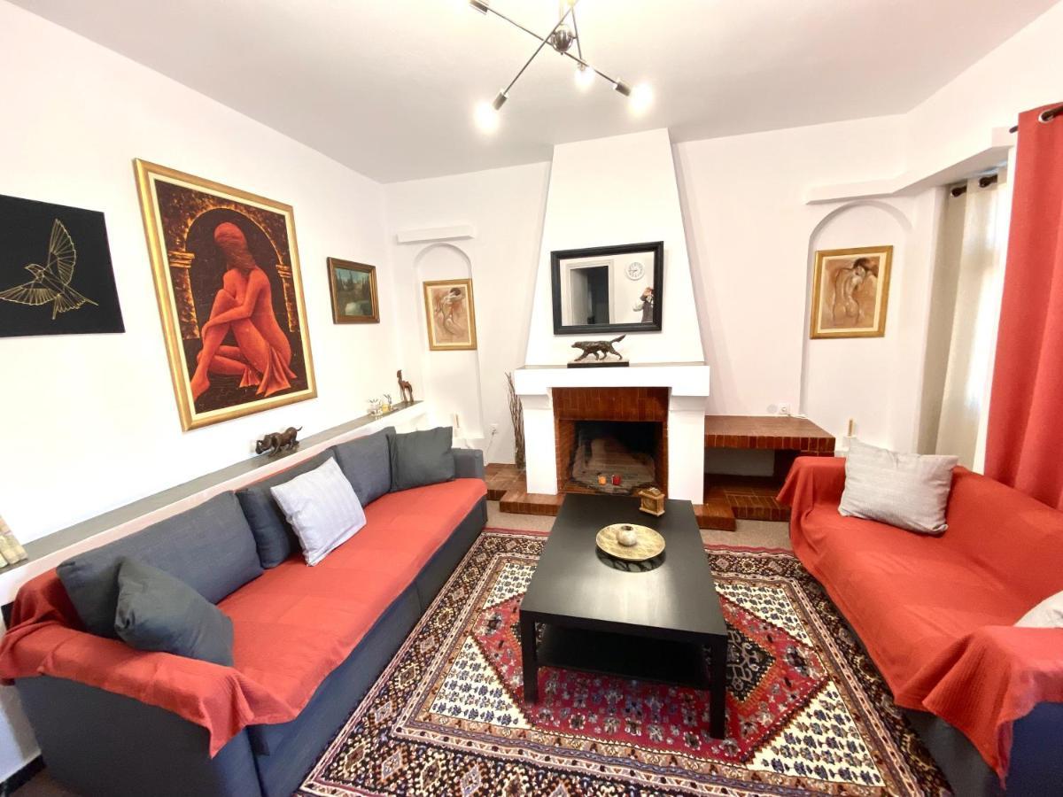 Classic 2 Bedroom Apartment Next To Metro - Marousi 아테네 외부 사진